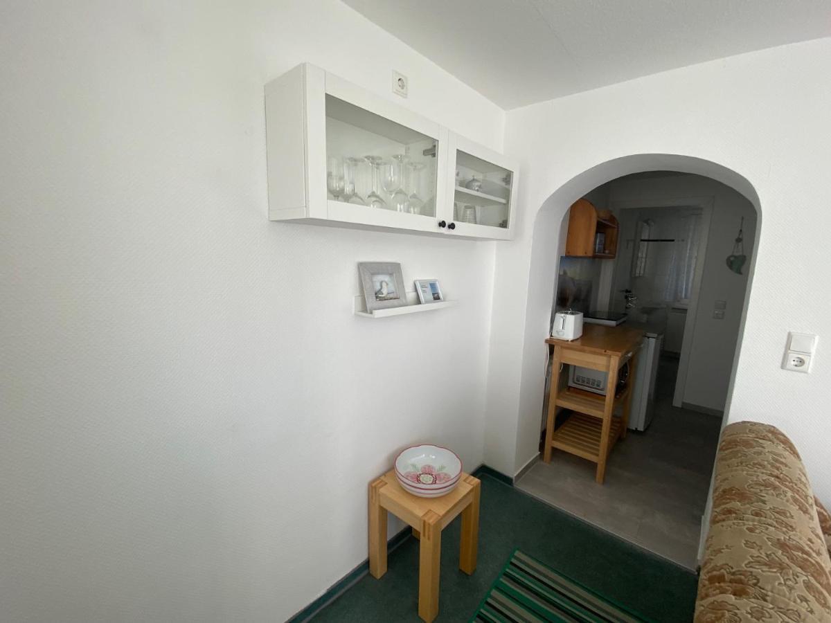 Rosenhof In Country house Binz